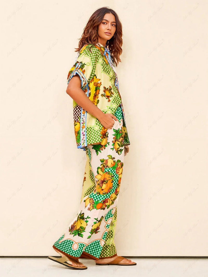 Elegant Two-Piece Shirt and Pants Set with Relaxed Fit for Women