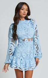 Elegant Lace Mini Dress with Long Sleeves for Women