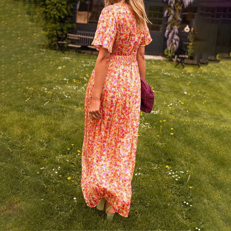 Timeless V-Neck Maxi Dress with Short Sleeves and Floral Pattern