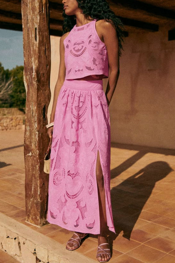 Tweedelige Set Dames in Roze Kant met Cropped Top en Hoge Taille Rok – Luchtige Elegantie voor Zomerfeesten 2